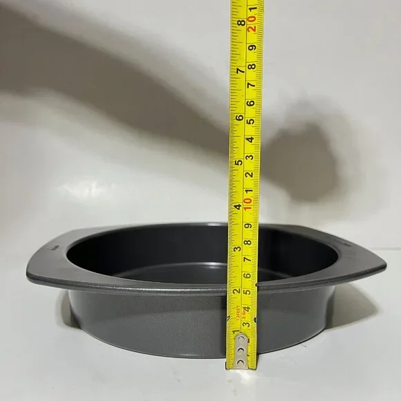 KitchenAid 3-Piece Bakeware Set | Baking Sheet, Cake Pan & Loaf Pan - Picture 10 of 16